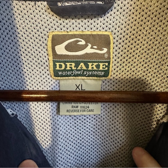 Drake Men’s Ole Miss Rebels Vented Short Sleeve Button Up Shirt - Picture 3 of 3